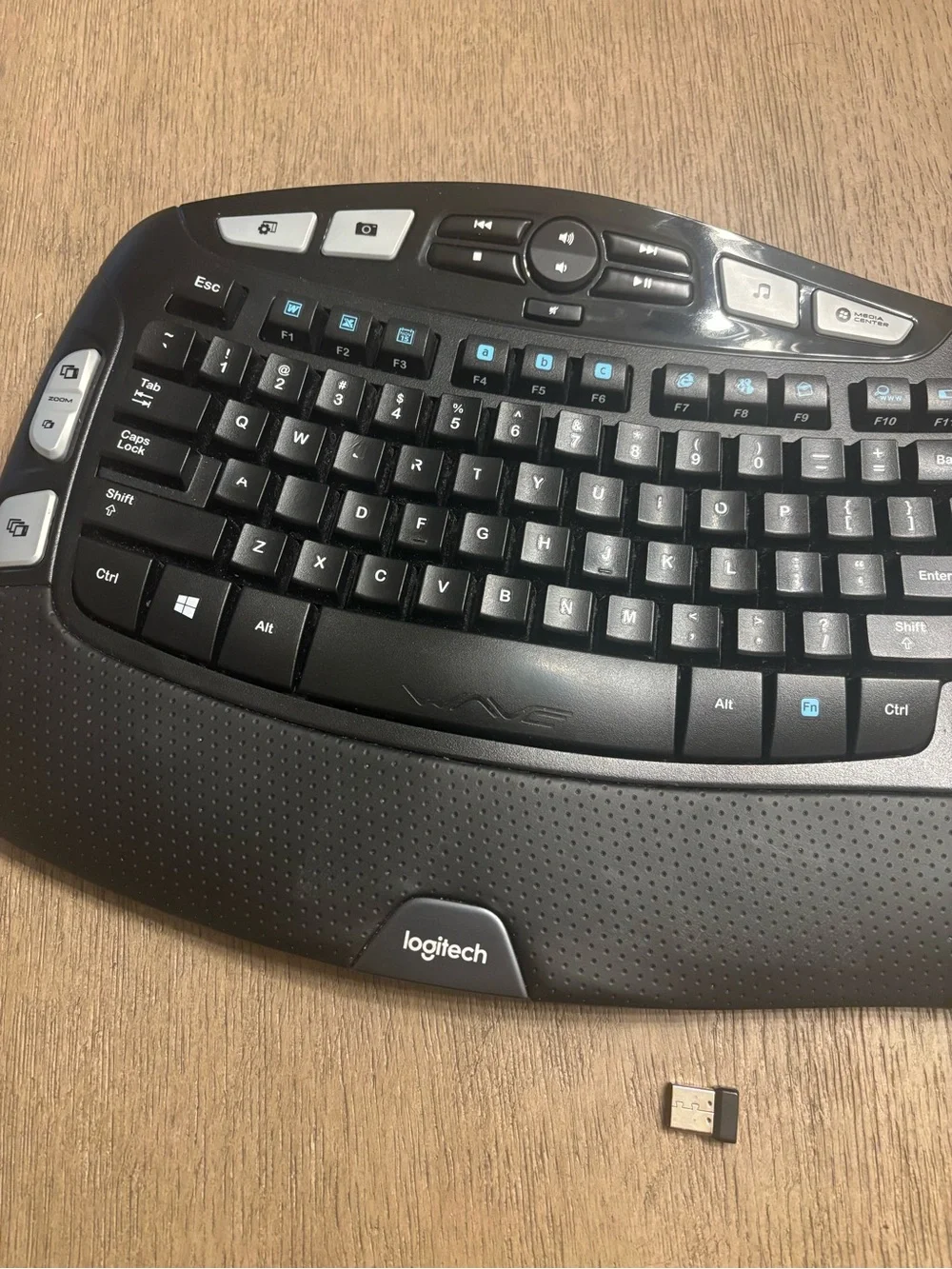 Logitech Ergonomic Wave Keyboard Dongle Working